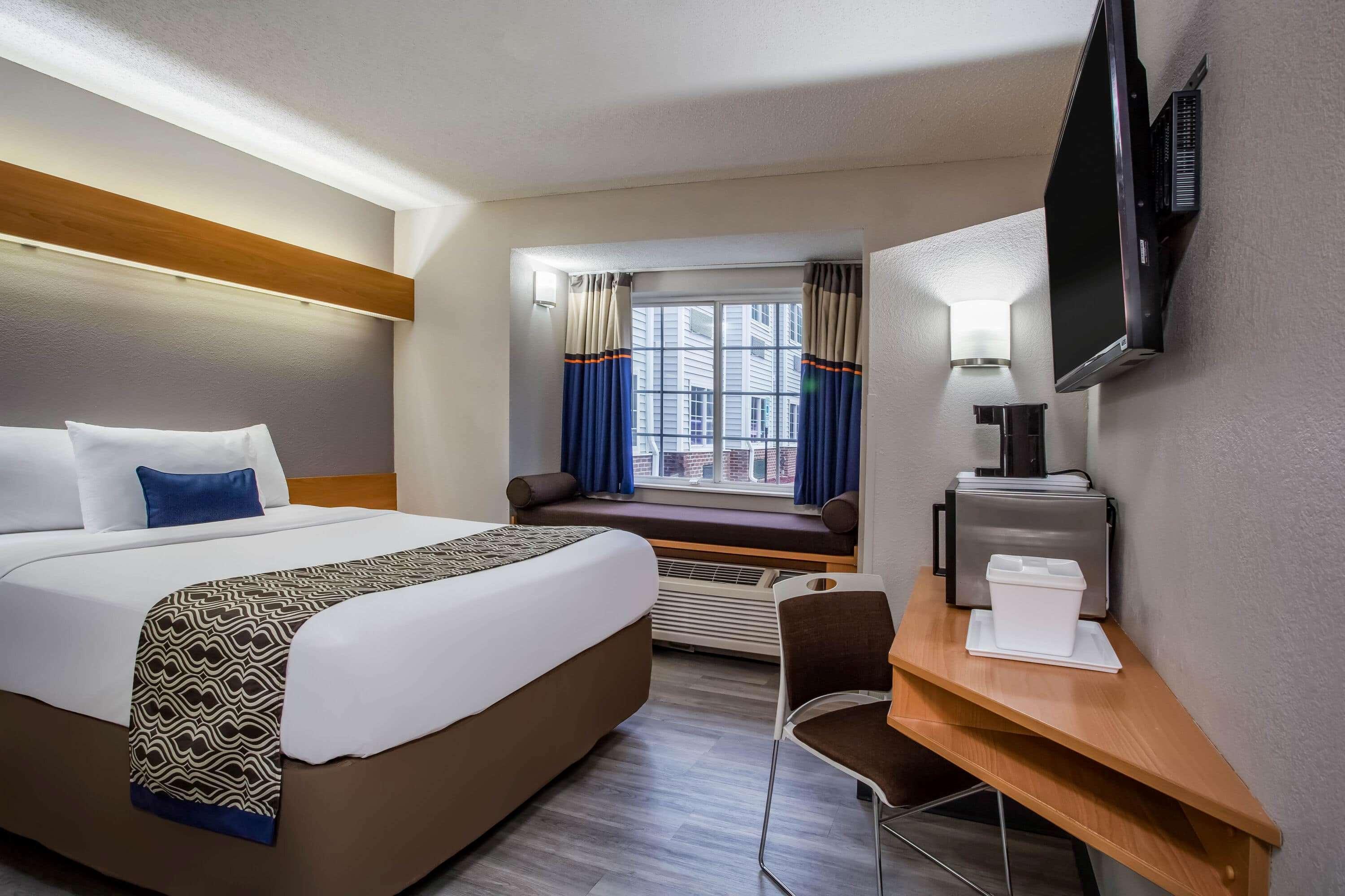 Microtel Inn & Suites By Wyndham Southern Pines Pinehurst Bagian luar foto