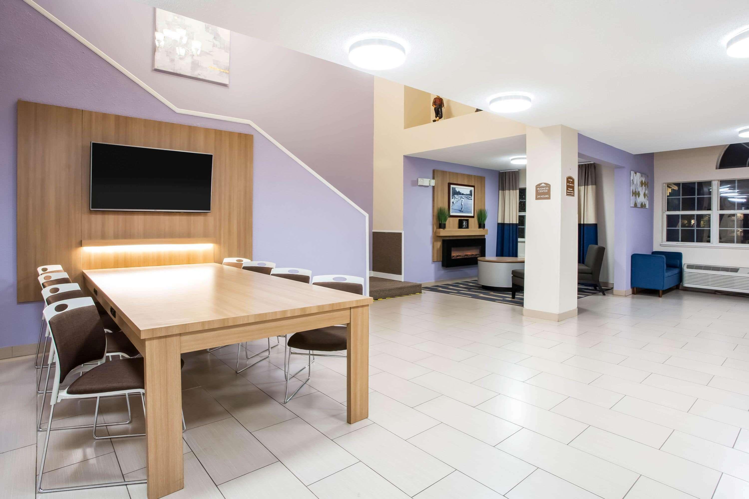 Microtel Inn & Suites By Wyndham Southern Pines Pinehurst Bagian luar foto