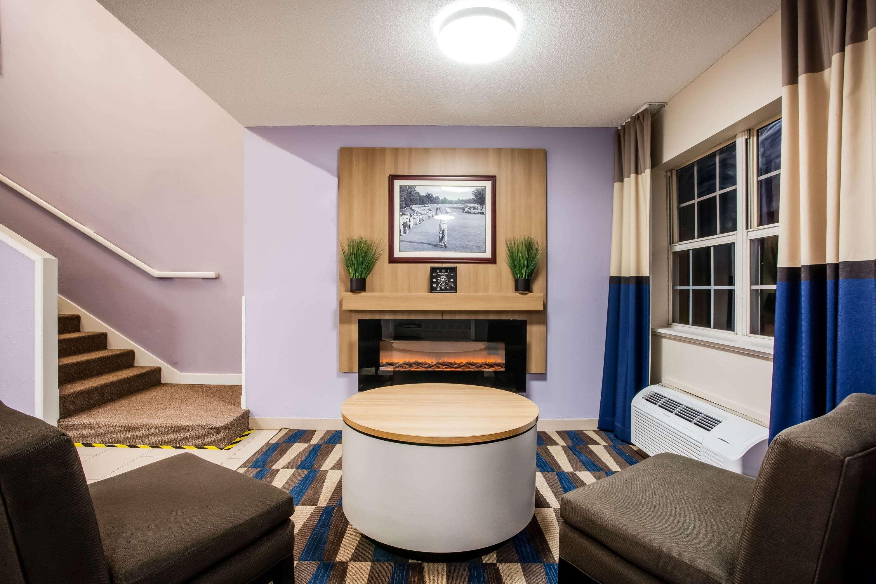 Microtel Inn & Suites By Wyndham Southern Pines Pinehurst Bagian luar foto